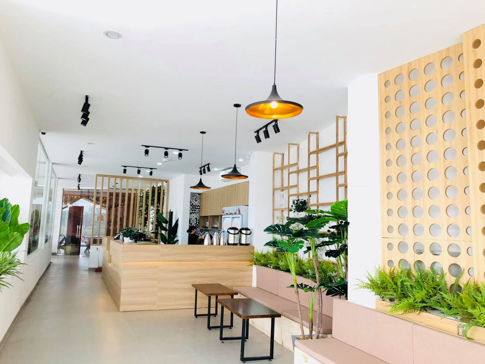 Top 5 quán cafe ngon view đẹp phố Nguyễn Thị Định, Cầu Giấy, Hà Nội