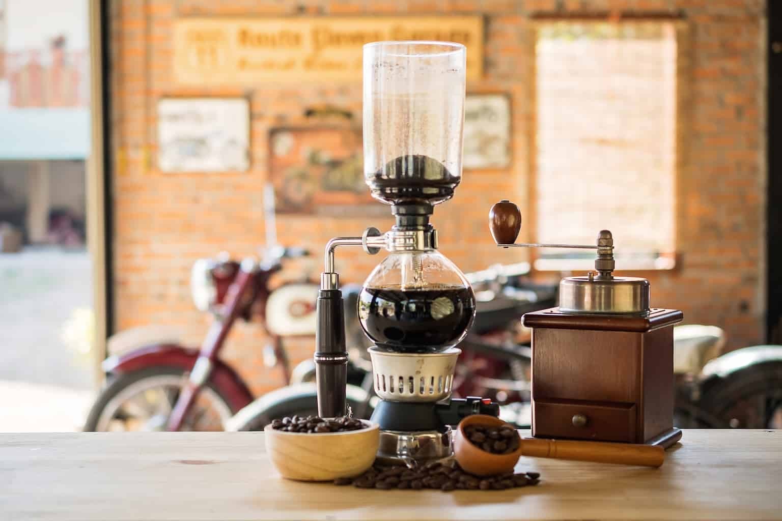 Pha cà phê bằng bình Siphon