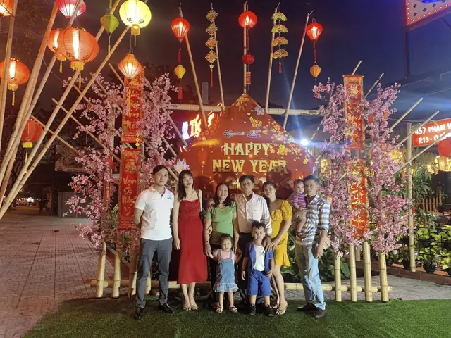 Review Quán Nướng 123-zô Phạm Văn Đồng: Đánh Giá Khách Quan Về Không Gian, Món Ăn Và Trải Nghiệm
