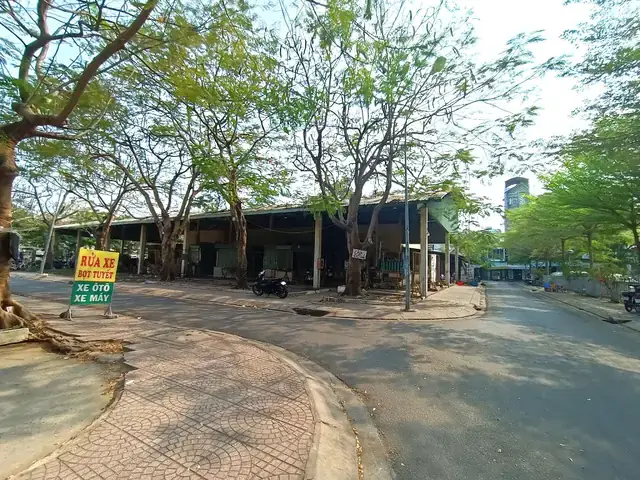 240 Đường Nguyễn Văn Luông: Review Ẩm Thực Toàn Diện Cho Người Yêu Ăn Uống