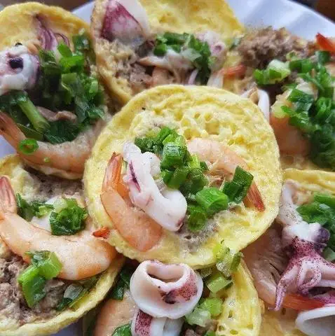 Bánh Căn Đà Lạt: Hướng Dẫn Chi Tiết Từ Lịch Sử Đến Công Thức Chuẩn Vị