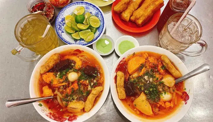 Review Quán Bánh Canh Cua Cô Diệu: Đánh Giá Khách Quan Và Trải Nghiệm Thực Tế