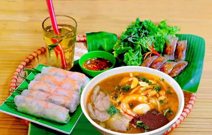 Bánh Canh Ghẹ Quang Trung