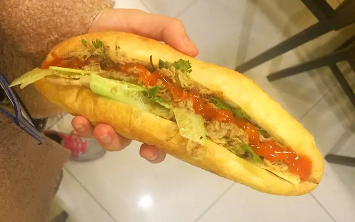 Bánh Mì Bách Thanh Hóa: Đánh Giá Chi Tiết Và Trải Nghiệm Thực Tế