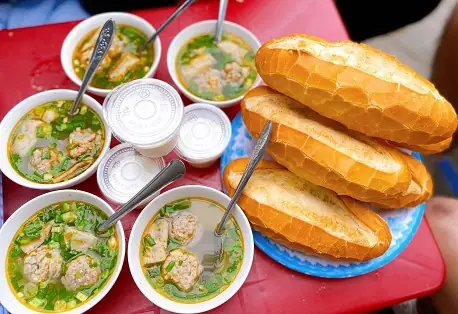 Bánh Mì Xíu Mại Đà Lạt: Công Thức Và 12 Quán Ngon Nhất