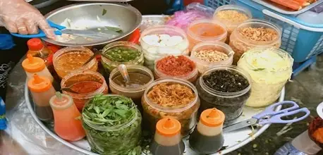 Top 15 Địa Chỉ Bánh Tráng Trộn Sài Gòn Ngon Nhất, Được Giới Trẻ Săn Lùng