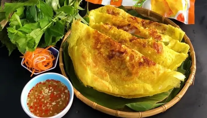 Bánh Xèo Quảng Ngãi Phạm Văn Đồng: Review Chi Tiết Về Hương Vị, Giá Cả Và Trải Nghiệm Tại Huế