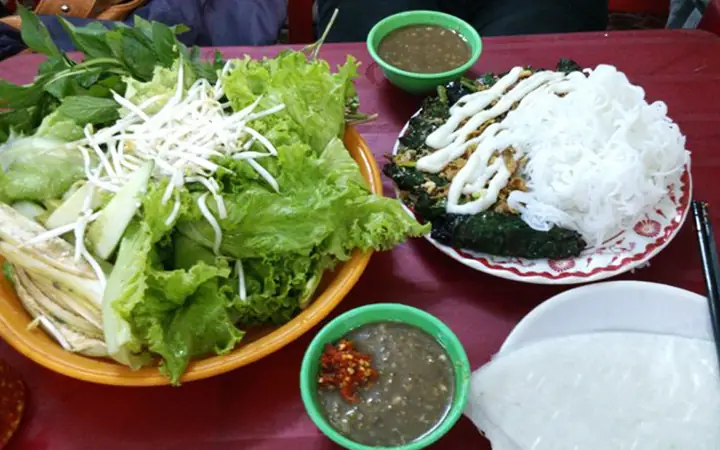 Review Bò Lá Lốt Quận 7: Trải Nghiệm Tại Quán Tân Quy