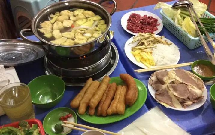 Bò Nhúng Dấm 999 Trần Xuân Soạn: Review Quán Ăn Nổi Tiếng Hà Nội