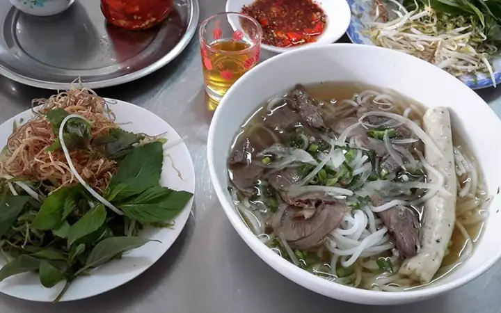 Review Quán Bảo Hạnh: Bún Bò Huế Chất Lượng Ở Vũng Tàu