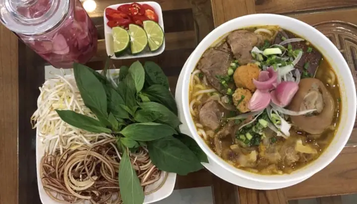 Review Quán Bún Bò Huế Nguyễn Ngọc Vũ (o Lam) - Chất Lượng Thế Nào?