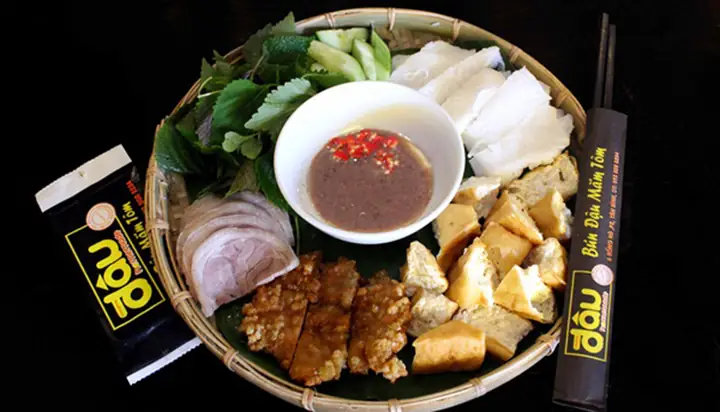 Review Quán Bún Đậu Homemade Nguyễn Gia Trí: Trải Nghiệm Chân Thực