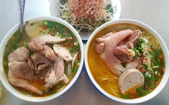 Review Quán Bún Giò Heo 401 Trường Chinh: Trải Nghiệm Thực Tế