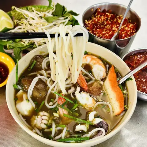 Review Bún Mắm Phan Xích Long: Đánh Giá Toàn Diện Và Khách Quan