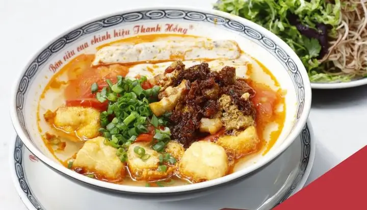 Bún Riêu Cua Thanh Hồng: Review Chi Tiết Quán Ăn Phong Cách Hà Nội