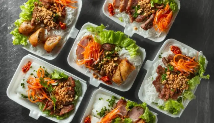 Review Quán A Tài: Bún Thịt Nướng Tại Phú Nhuận Có Đáng Thử?