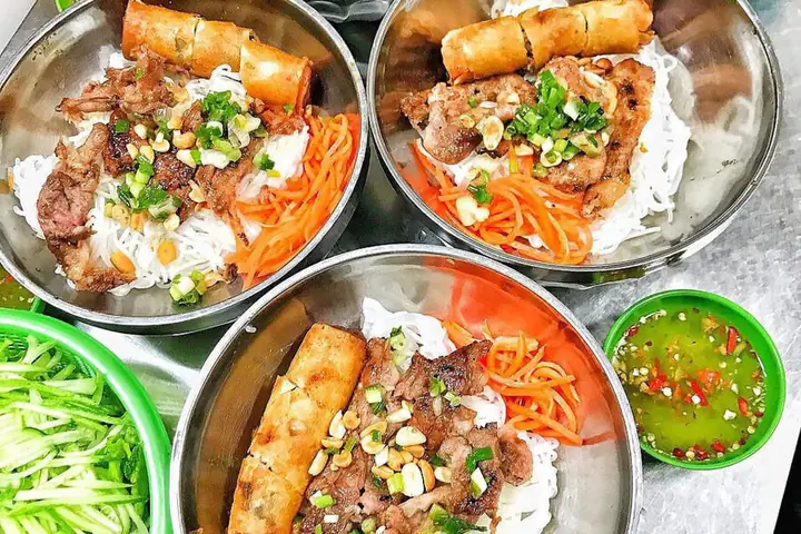 Bún Thịt Nướng Quán 339