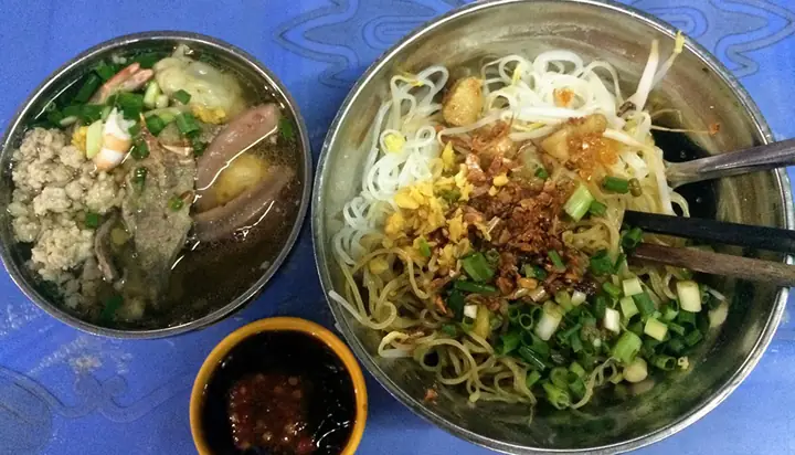 Review Quán Canh Bún 544 Nguyễn Thái Sơn: Trải Nghiệm Món Nước Đậm Đà Quen Thuộc