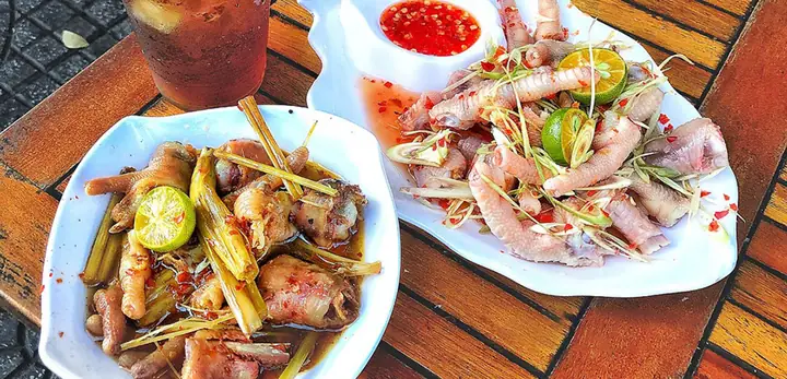 Chân Gà Cay Hội An