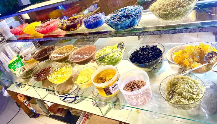 Chè Cô 7 Cần Thơ: Trải Nghiệm Ẩm Thực Đậm Chất Miền Tây
