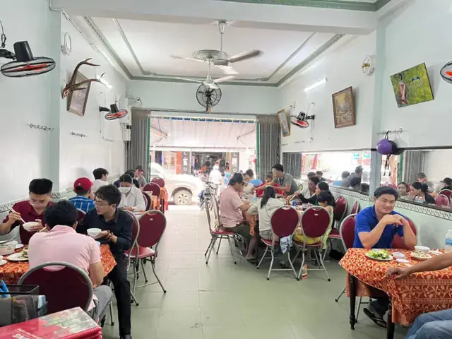 Top 6 Quán Cơm Việt Nam Nha Trang Đáng Thử Nhất