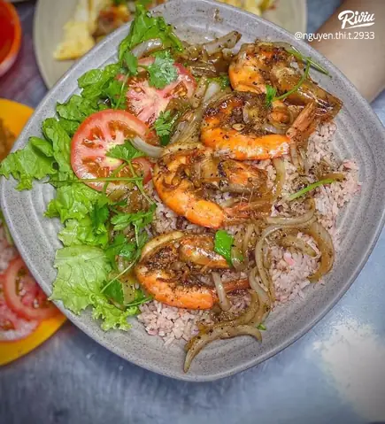 Review Cơm Truyền Ký Quận 5: Tiệm Cơm Gà Xối Mỡ Người Hoa Đã Không Còn