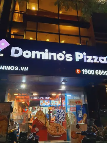 Domino Pizza Nguyễn Khánh Toàn