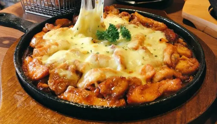 Review Don Chicken 64 Hồ Tùng Mậu: Gà Nướng Hàn Quốc Chuẩn Vị Ở Quận 1
