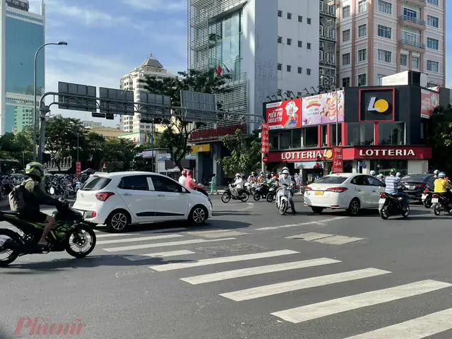Đường Đinh Tiên Hoàng Quận 1