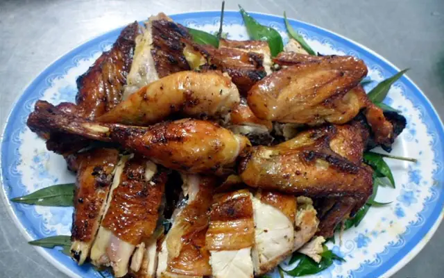 Review Quán Gà Nướng Lu Việt Hương Lê Quang Định: Trải Nghiệm Thực Tế