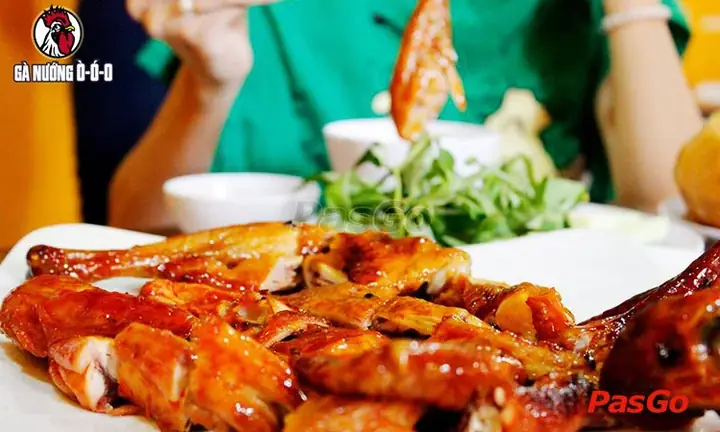 Gà Nướng Ò Ó O Sư Vạn Hạnh: Điểm Hẹn Ẩm Thực Đa Văn Hóa Cho Tín Đồ Gà Nướng