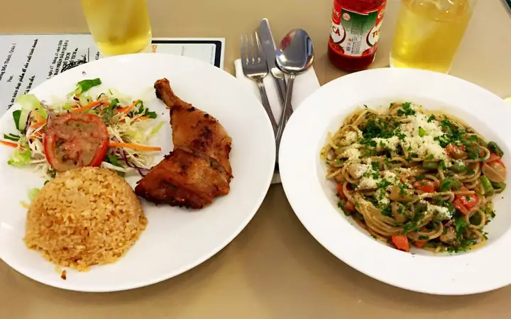 Gà Nướng Pháp Hai Bà Trưng: Đánh Giá Thực Tế Nhà Hàng Chef Lập