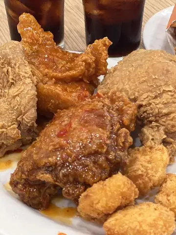 Gà Rán Popeyes Quận 4