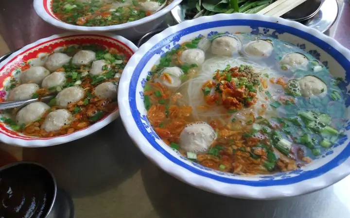 Review Hủ Tiếu Bò Viên Đoàn Thị Điểm: Đánh Giá Chi Tiết Và Trải Nghiệm Thực Tế