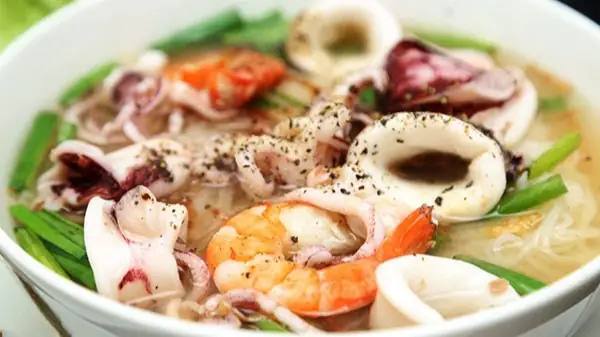 Review Hủ Tiếu Mực Anh Bum Chi Nhánh 3 Thăng Long: Đánh Giá Toàn Diện