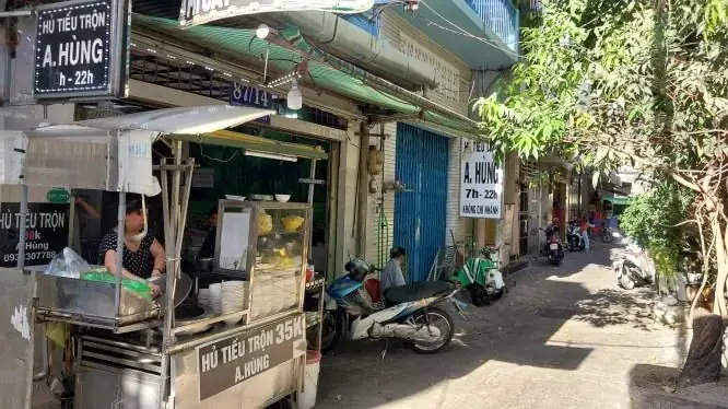 Hủ Tiếu Trộn A Hùng