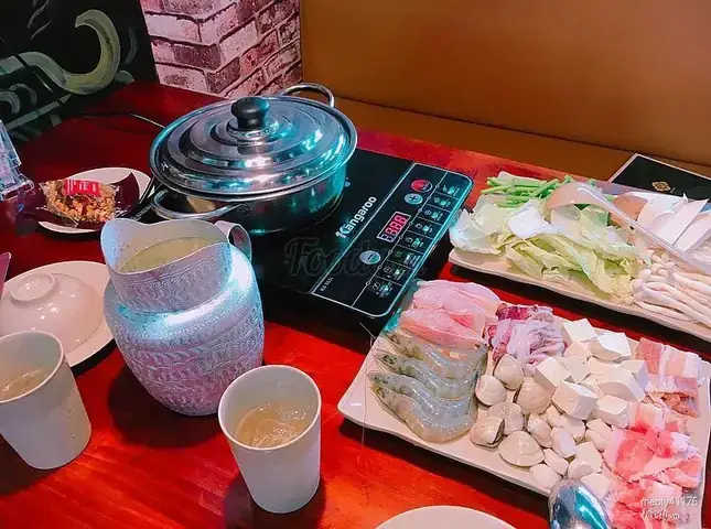 Khun Thai Nhà Hàng Thái