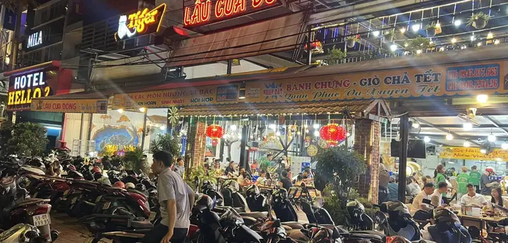 Lẩu Cua Đồng Hoa Phượng