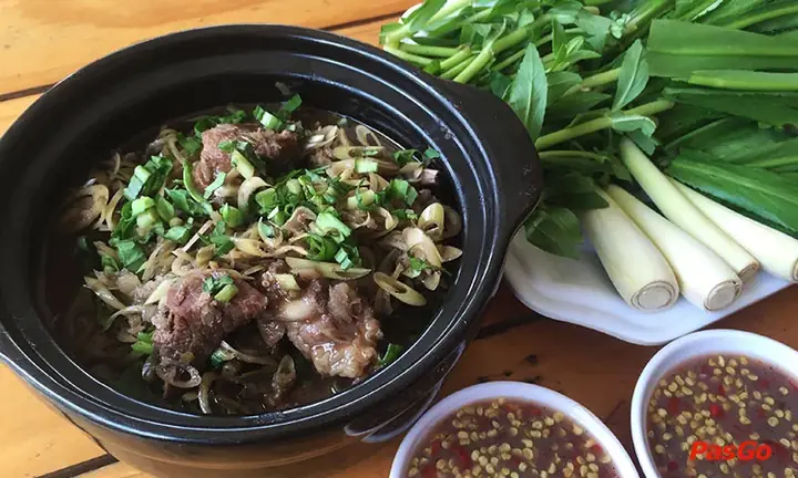 Review Lẩu Dê 404 Trung Sơn: Trải Nghiệm Thực Dân Với Hơn 400 Món Dê