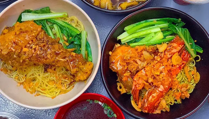 Hướng Dẫn Chi Tiết Cách Làm Mì Gà Quay Thơm Ngon Tại Nhà