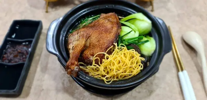 Mì Hoành Thánh Kỳ Đồng