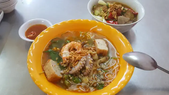 Mì Ốc Hến Tư Thuỷ