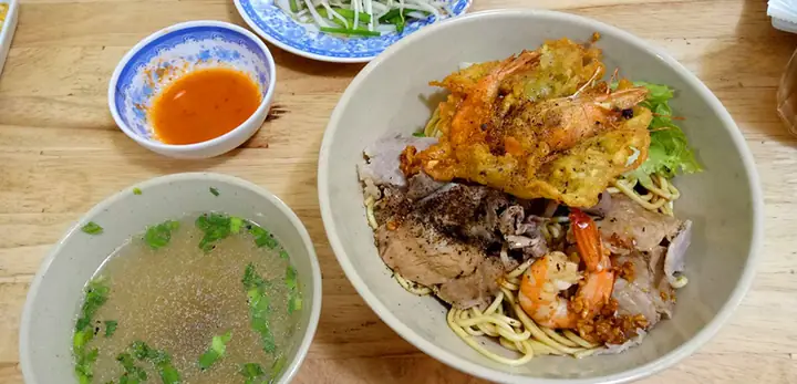Mì Sụa Tân Hương Nam