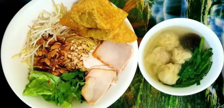 Mỳ Vằn Thắn Bà Hồng