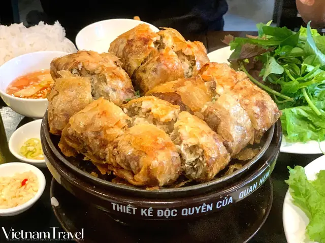 Nem Cua Bể Quận 1