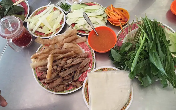 Review Nem Nướng Vũ Thành An Nha Trang: Phân Tích Khách Quan Về Chất Lượng, Giá Cả Và Trải Nghiệm Thực Tế