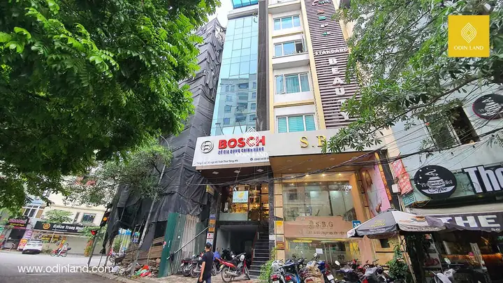 Ẩm Thực Ngõ 45 Trần Thái Tông: Khám Phá Khu Ăn Uống Sầm Uất Giữa Lòng Cầu Giấy