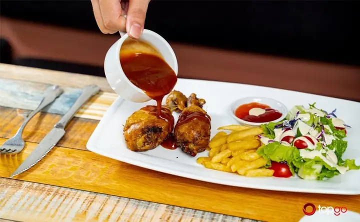 Review Nhà Hàng Bít Tết Luna: Trải Nghiệm Steak Chuẩn Châu Âu Tại Hà Nội