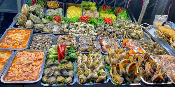 Review Ốc Oanh Trần Khắc Chân: Đánh Giá Thực Tế Quán Ăn Vặt Hải Sản