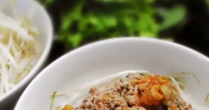 Phở Khô Gia Lai: Đặc Sản Phố Núi Độc Đáo Và Cách Thưởng Thức Chuẩn